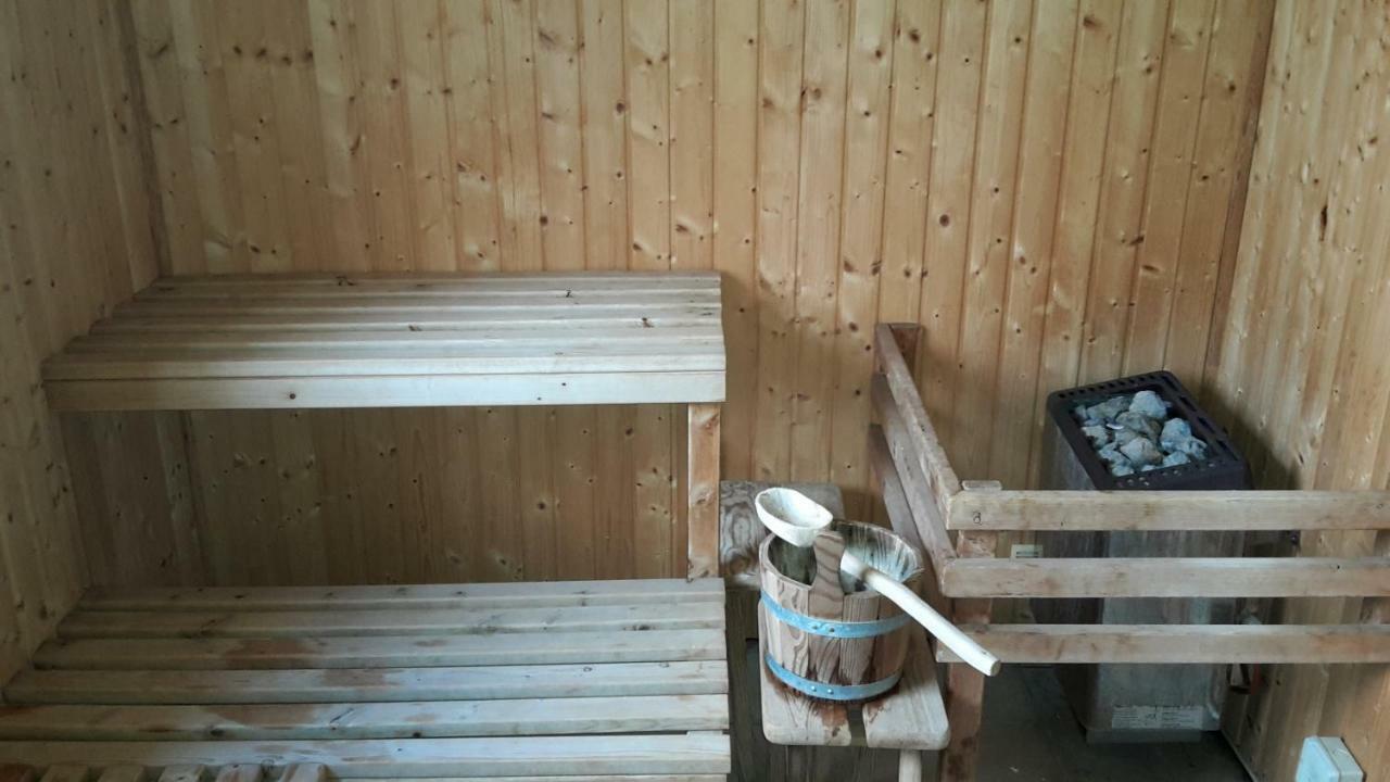 Am Pool Und 8 * Barendorf (Mecklenburg-Vorpommern)